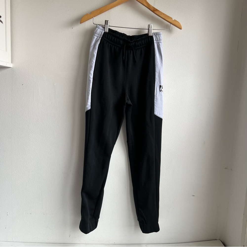 Nike black warm up pants size youth L NWT